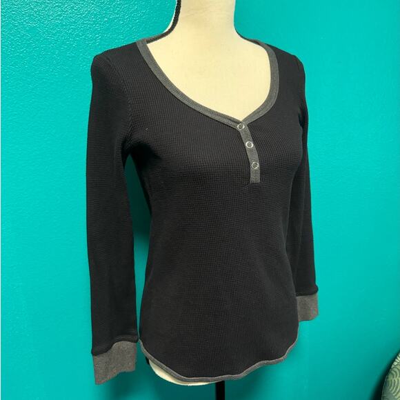 Liz Claiborne Active Black & Gray Snap Front Thermal Long Sleeve Shirt Small - Picture 2 of 9